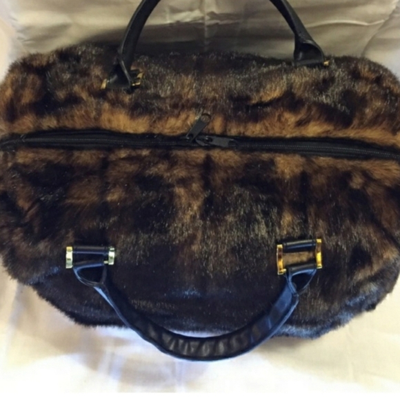 🍂 EXTRA LARGE FAUX MINK TRAVEL BAG - Picture 4 of 8
